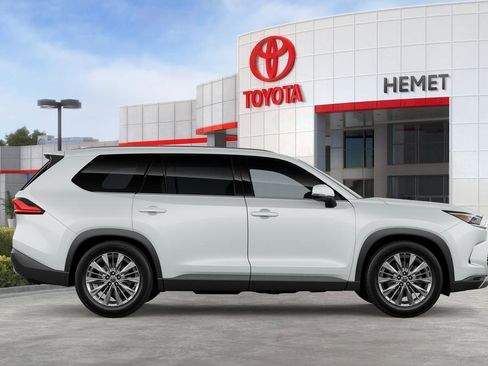 New 2026 Toyota Grand Highlander AWD image 14