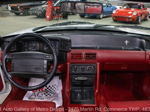 Used 1990 Ford Mustang GT image 17