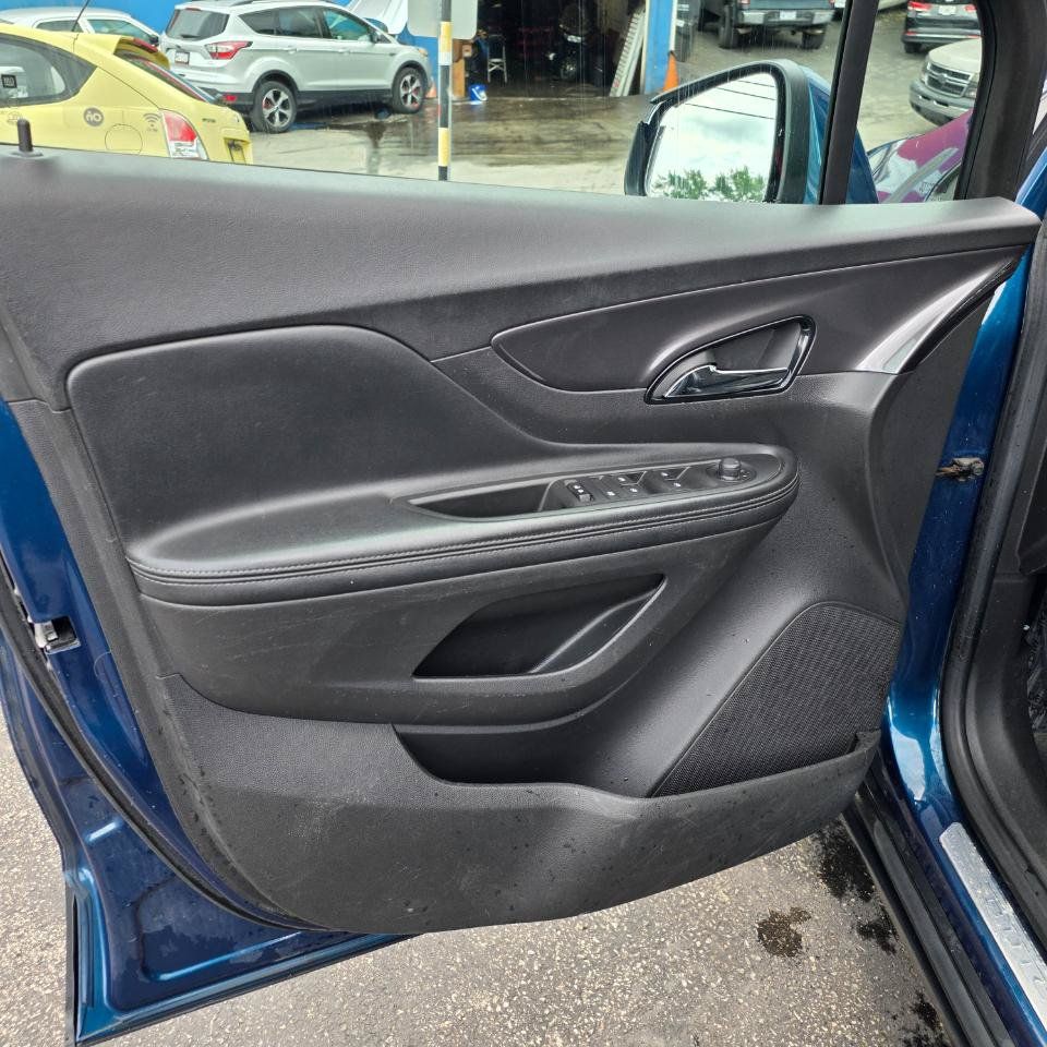 Used 2019 Buick Encore Preferred FWD image 27