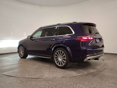 New 2026 Mercedes-Benz GLS 450 4MATIC image 3