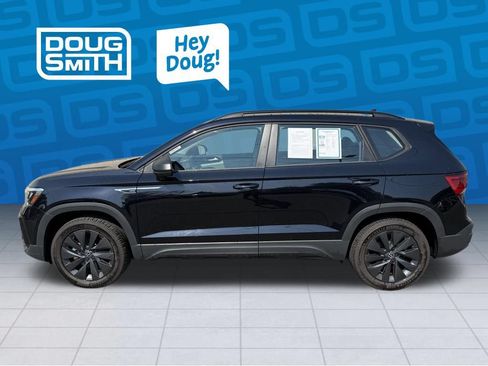 Used 2022 Volkswagen Taos S AWD/4WD image 2