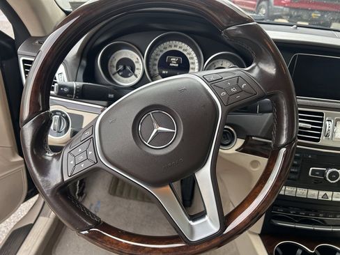 Used 2015 Mercedes-Benz E 400 E 400 image 13