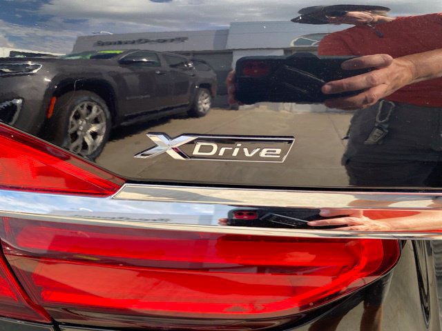 Used 2016 BMW 750i xDrive AWD/4WD image 5