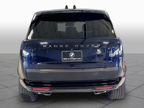 Used 2023 Land Rover Range Rover Long Wheelbase SE AWD/4WD image 4