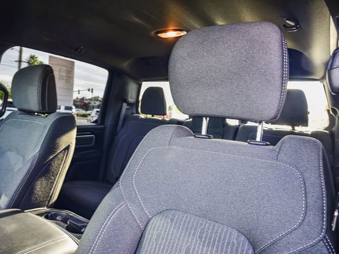 Used 2021 RAM 1500 Big Horn image 21