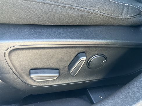 Used 2023 Ford Escape Active AWD/4WD image 20