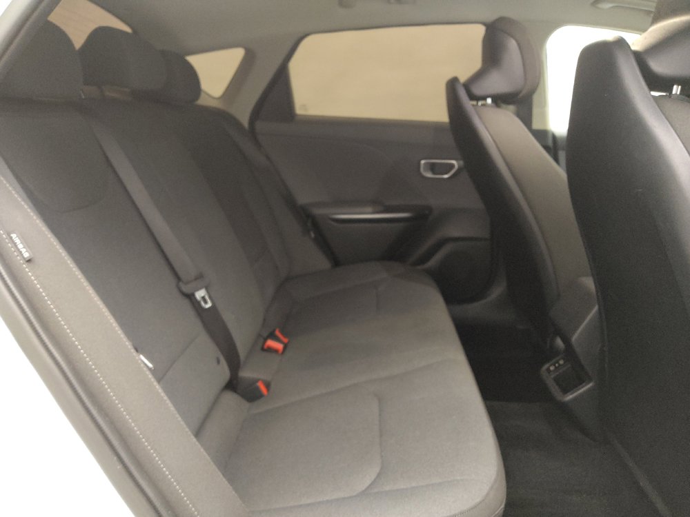 Used 2025 Kia K4 FWD image 19