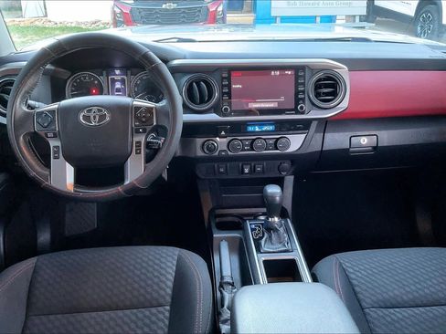 Used 2021 Toyota Tacoma SR5 image 15