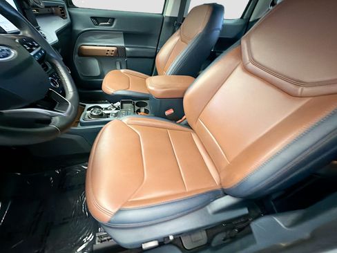Used 2023 Ford Maverick Lariat FWD image 11