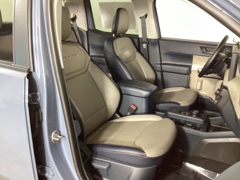 Used 2026 Ford Maverick Lariat w/ 4K Tow Package AWD/4WD image 34