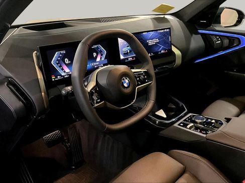 Certified 2025 BMW X3 xDrive30i w/ Premium Package AWD/4WD image 17
