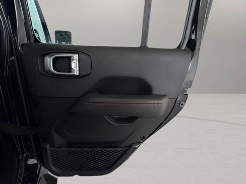 Used 2020 Jeep Gladiator Mojave image 38