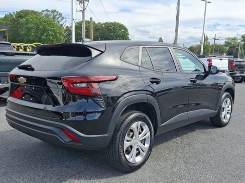 Certified 2024 Chevrolet Trax LS image 6