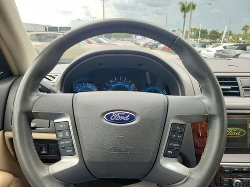 Used 2010 Ford Fusion SEL FWD image 17
