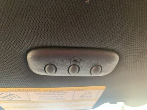 Used 2016 Lincoln Navigator L Select image 20