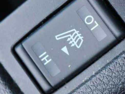 Used 2017 Nissan Rogue SL FWD image 13