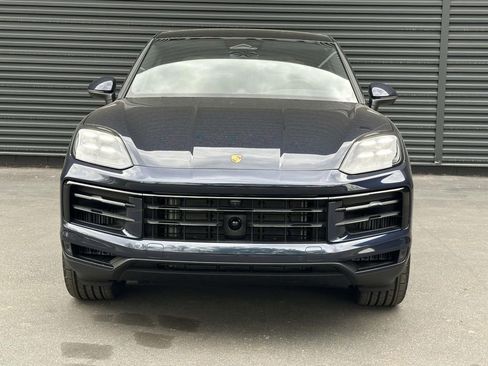 New 2026 Porsche Cayenne Coupe AWD/4WD image 8