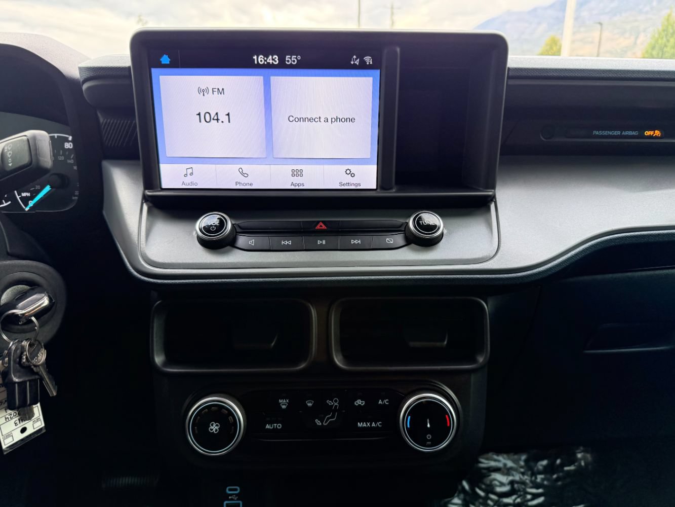 Used 2024 Ford Maverick XL FWD image 17