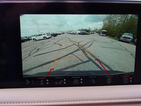 Certified 2024 Chevrolet Tahoe Premier w/ Advanced Technology Package AWD/4WD image 42