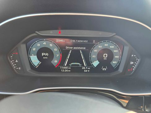 Used 2024 Audi Q3 2.0T Premium w/ Convenience Package image 27