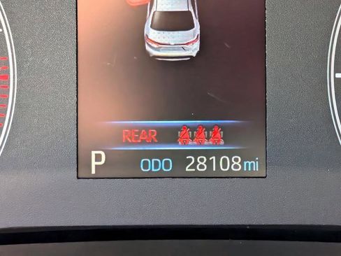 Used 2025 Toyota Corolla LE FWD image 22