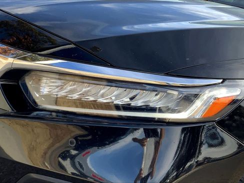 Used 2018 Honda Accord Touring image 27