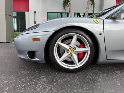 Used 2004 Ferrari 360 Spider image 24