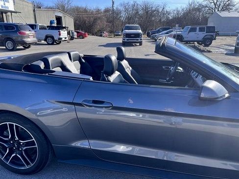 Used 2021 Ford Mustang Premium RWD image 5