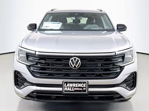 New 2026 Volkswagen Atlas Cross Sport SEL R-Line AWD/4WD image 2