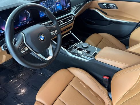 Used 2023 BMW 330i Sedan w/ Parking Assistance Package RWD image 4