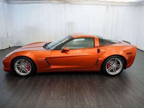 Used 2007 Chevrolet Corvette Z06 w/ Preferred Equipment Group RWD image 7