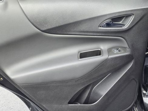 Used 2024 Chevrolet Equinox LT image 27