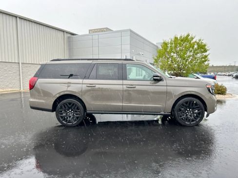 New 2027 Ford Expedition Max Platinum w/ Stealth Performance Package AWD/4WD image 5