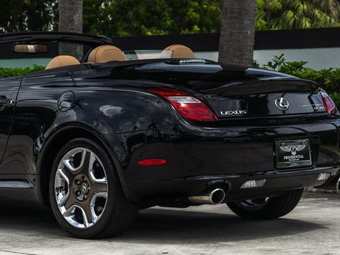 Used 2006 Lexus SC 430 Convertible w/ Preferred Accessory Pkg RWD image 8