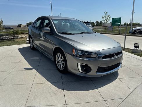 Used 2016 Mitsubishi Lancer ES FWD image 2