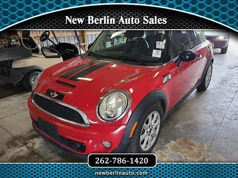 Used 2013 MINI Cooper S FWD image 1