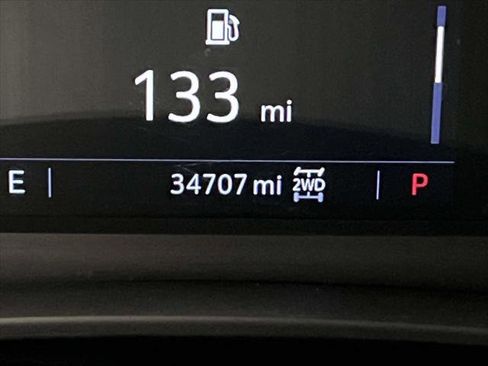 Used 2022 Cadillac XT6 Premium Luxury image 28