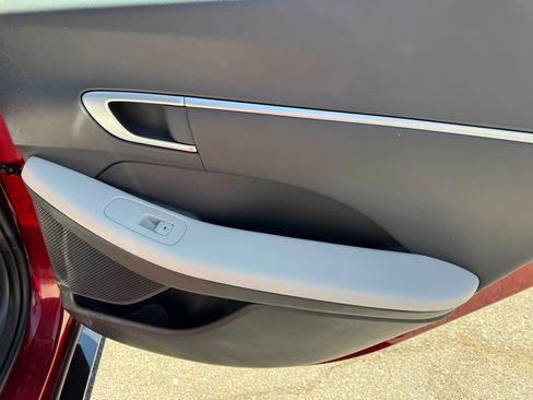 Certified 2025 Hyundai Sonata SEL FWD image 10