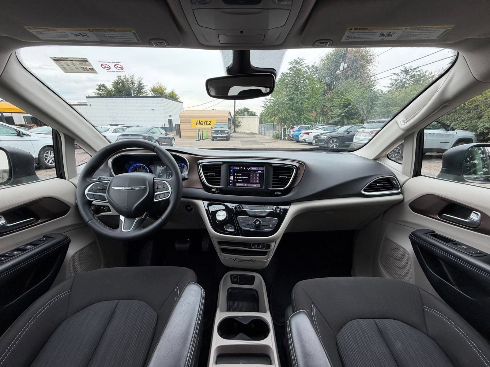 Used 2024 Chrysler Voyager LX FWD image 35