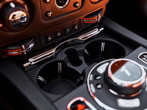 Used 2020 Rolls-Royce Wraith RWD image 61