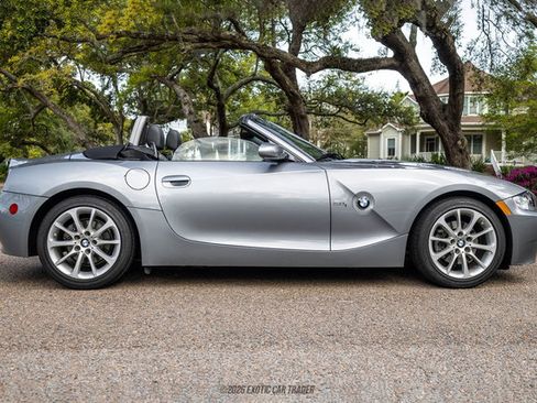 Used 2007 BMW Z4 3.0i image 9