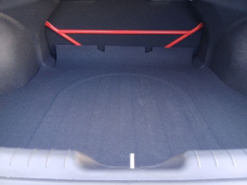 Certified 2025 Hyundai Elantra N image 30