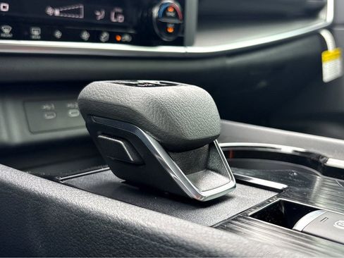 New 2026 Nissan Rogue SV FWD image 19