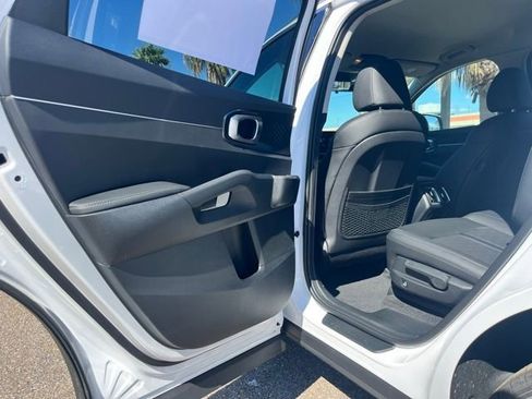 New 2026 Kia Sorento S FWD image 17