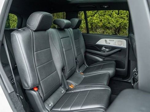 Used 2023 Mercedes-Benz GLS 450 4MATIC w/ AMG Line Exterior image 44