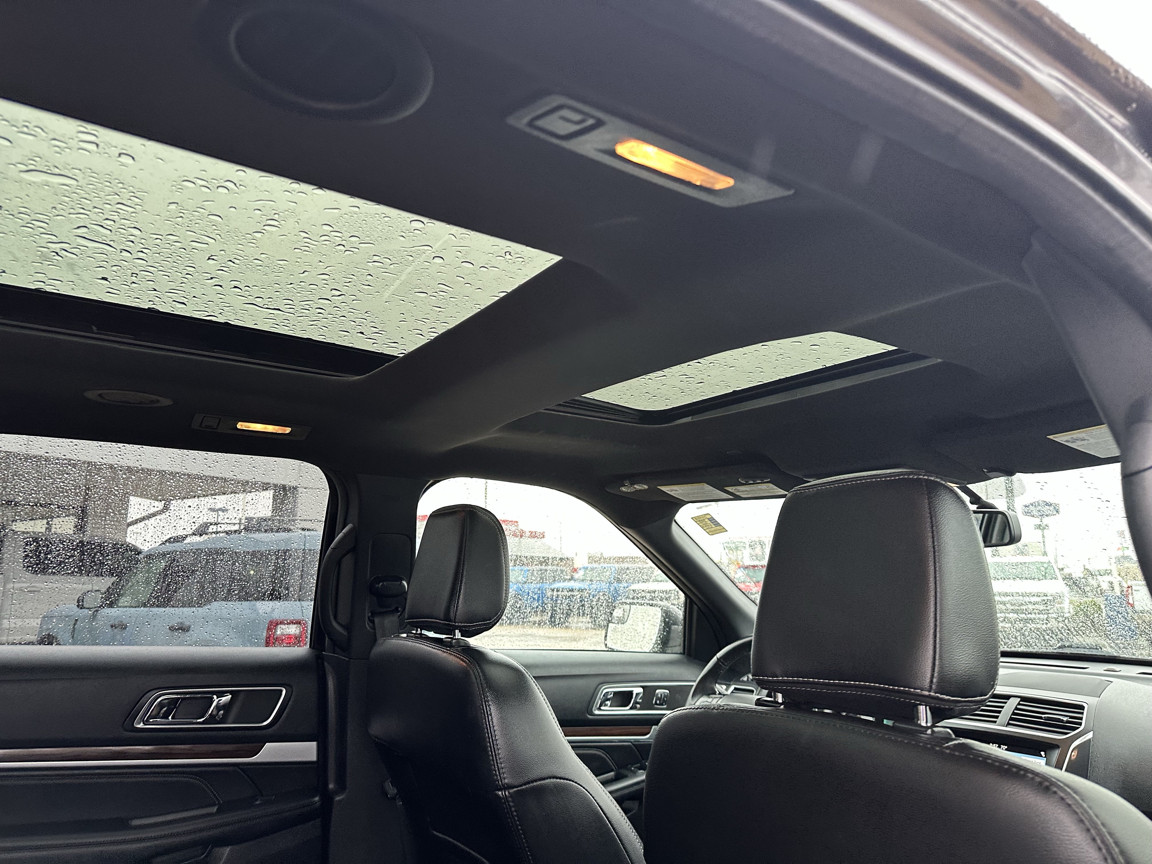 Used 2018 Ford Explorer Limited FWD image 10