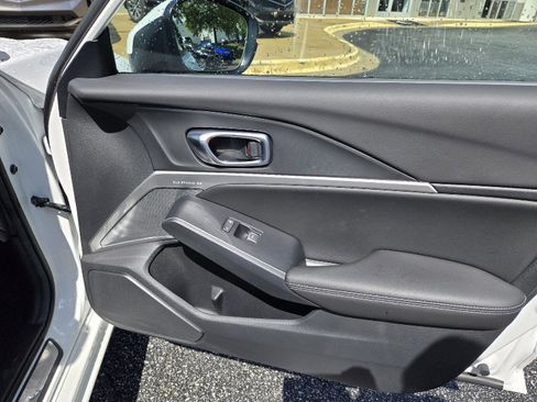 Used 2025 Acura Integra A-Spec FWD image 11
