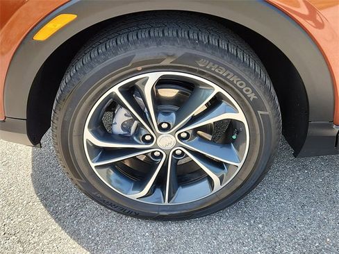 Certified 2020 Buick Encore GX Select w/ Advanced Technology Package image 7