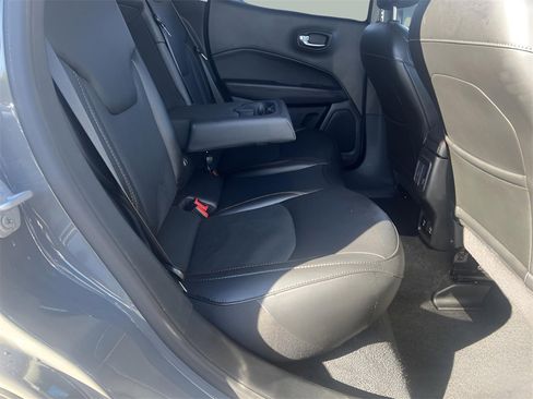 Used 2020 Jeep Compass Limited image 36