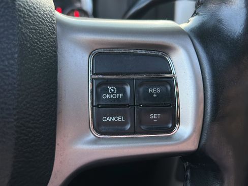 Used 2014 RAM 3500 Laramie image 25